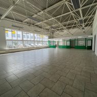 Hala na wynajem