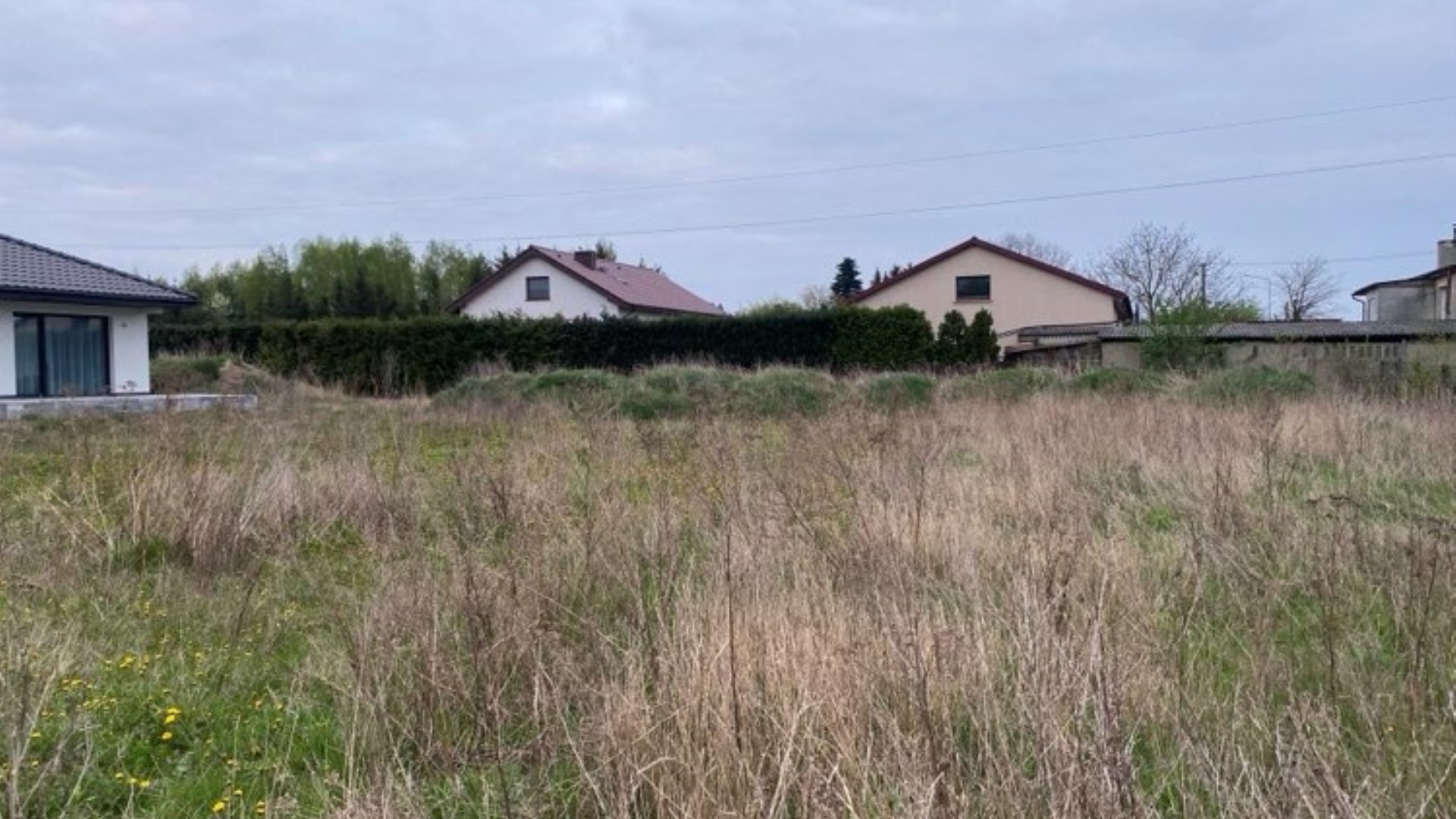 Działka na sprzedaż