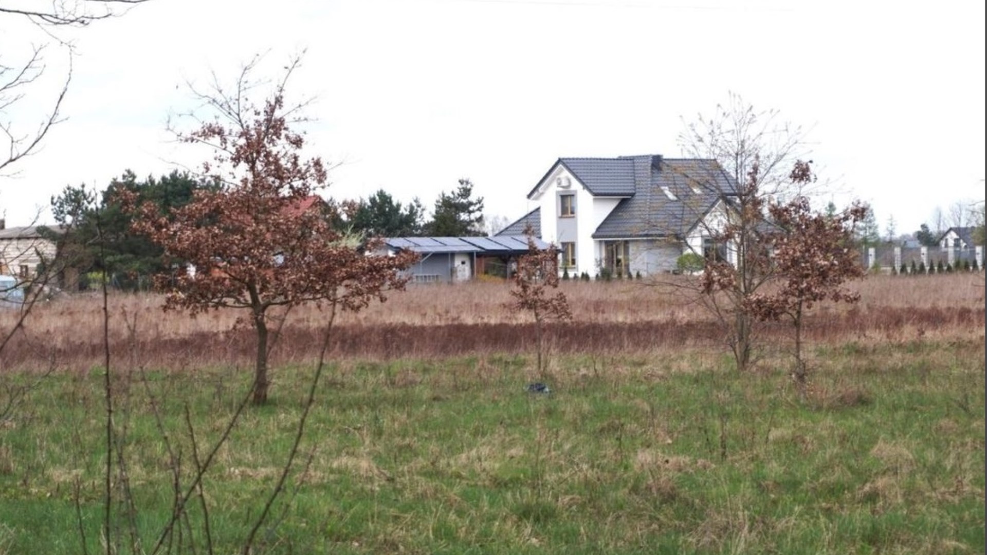 Działka na sprzedaż