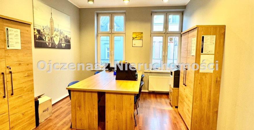 premise for rent, 65 m<sup>2</sup> - Bydgoszcz, Centrum