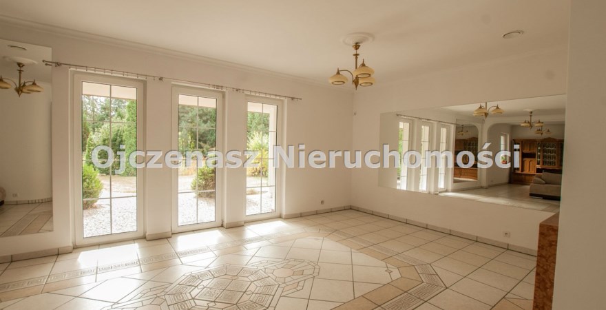house for rent, 6 rooms, 309 m<sup>2</sup> - Osielsko