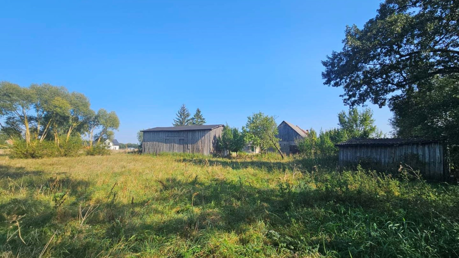 Działka na sprzedaż