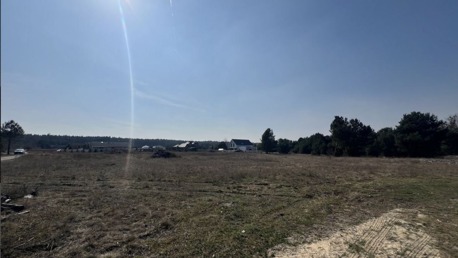Działka na sprzedaż